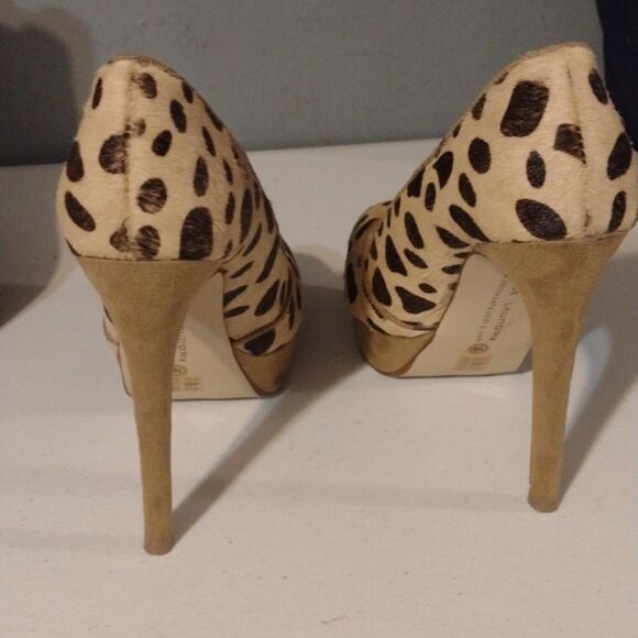 Chinese laundry leopard cheetah animal print w platforms high heel - Picture 7 of 14